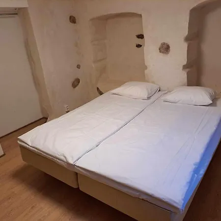 Appartement Jaama 27-9