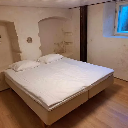 Appartement Jaama 27-9